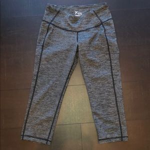 Old Navy Go Dry Workout Capri